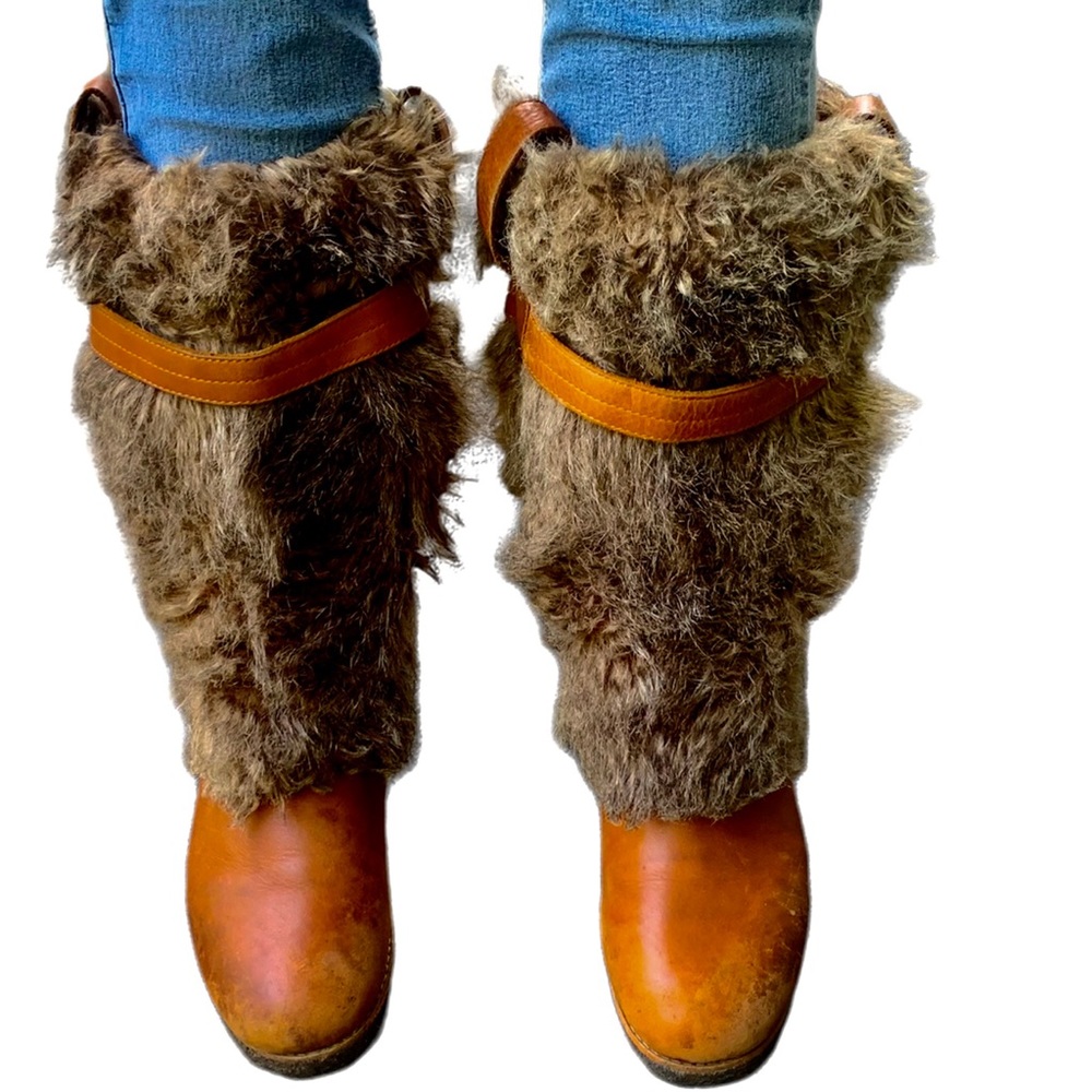 Eddie Bauer Coyote Fur, Leather, Lamb Shearling Warm Boots.